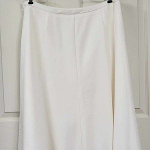 Kim Roger's off white 100% Linen fully lined skirt